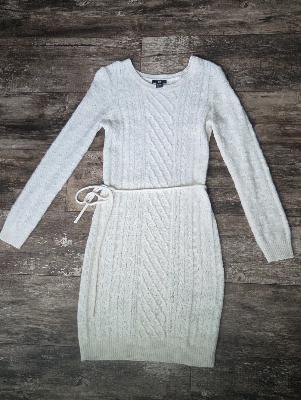 H&M Cream Cable-Knit Long Sleeve Sweater Dress